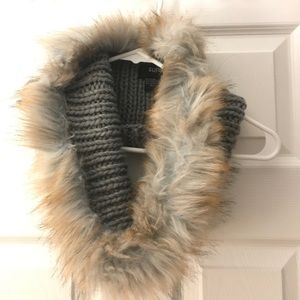 Faux Fur Collar Scarf
